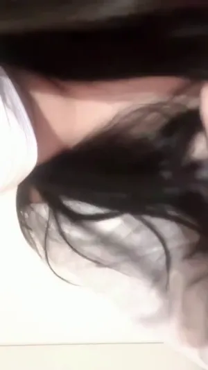 교복입고 친구끼리 만져주기 | 한국야동 고화질 스트리밍