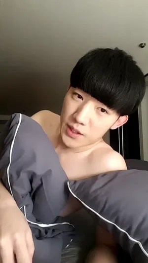 신x일과 존예떡방 | 한국야동 고화질 스트리밍