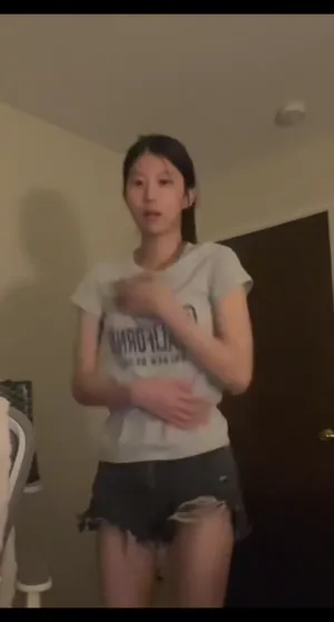 섹기 쩌는 존예 어린유학녀 얼공풀팩 | 한국야동 고화질 스트리밍