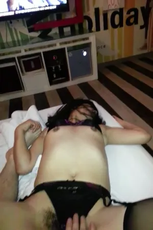 얼공 능욕당하는 어린이집 미시아줌마 | 한국야동 고화질 스트리밍