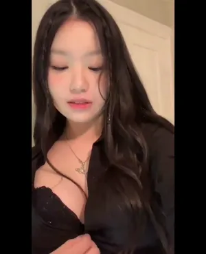 온팬여신 권다솜 초대남얼싸 얼공풀팩 | 한국야동 고화질 스트리밍