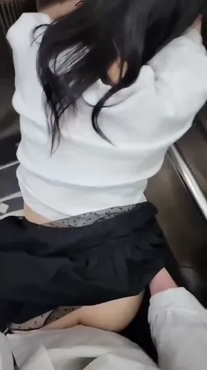 직촬공개 ★ 엘베뒤치기 2V | 한국야동 고화질 스트리밍