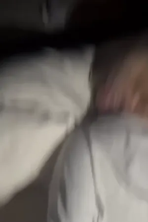 숨 넘어가는 신음소리가 개꼴림 | 한국야동 고화질 스트리밍