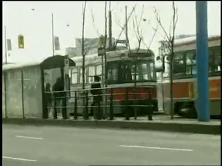 일반-여행와서 피곤해 잠든 여자의 팬티를 가위로 찢고 만지다가 덮치네