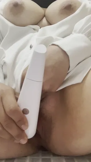 bj 이벤트 판매영상 화장실 자위 1 | 한국야동 고화질 스트리밍