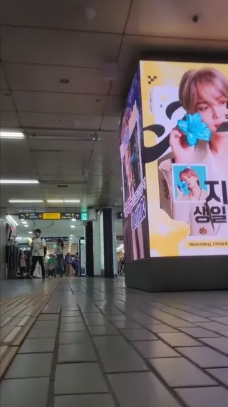 여친 똥꼬치마 입히고 외출 시키기 | 한국야동 고화질 스트리밍