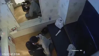 노래방에서 질싸까지 갈기는 불타는 커플 | 한국야동 고화질 스트리밍