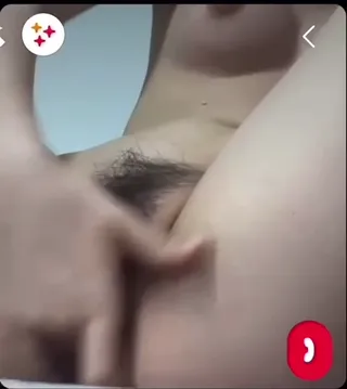 눈깔 돌아가며 자위하는 아자르녀 | 한국야동 고화질 스트리밍