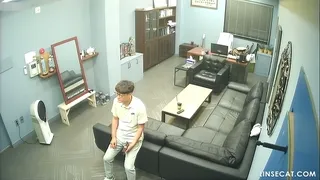 여성 편력이 심한 사장님 1 | 한국야동 고화질 스트리밍