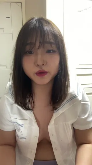 보지 헤집어서 돈버는 인스타녀 특집 5번녀 | 한국야동 고화질 스트리밍