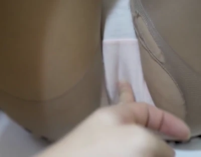 공중화장실 변태들의 콜라보 | 한국야동 고화질 스트리밍